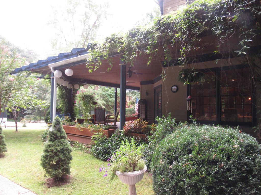 Eight Gables Inn Gatlinburg Exterior foto